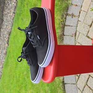 Vans youth low top sneakers